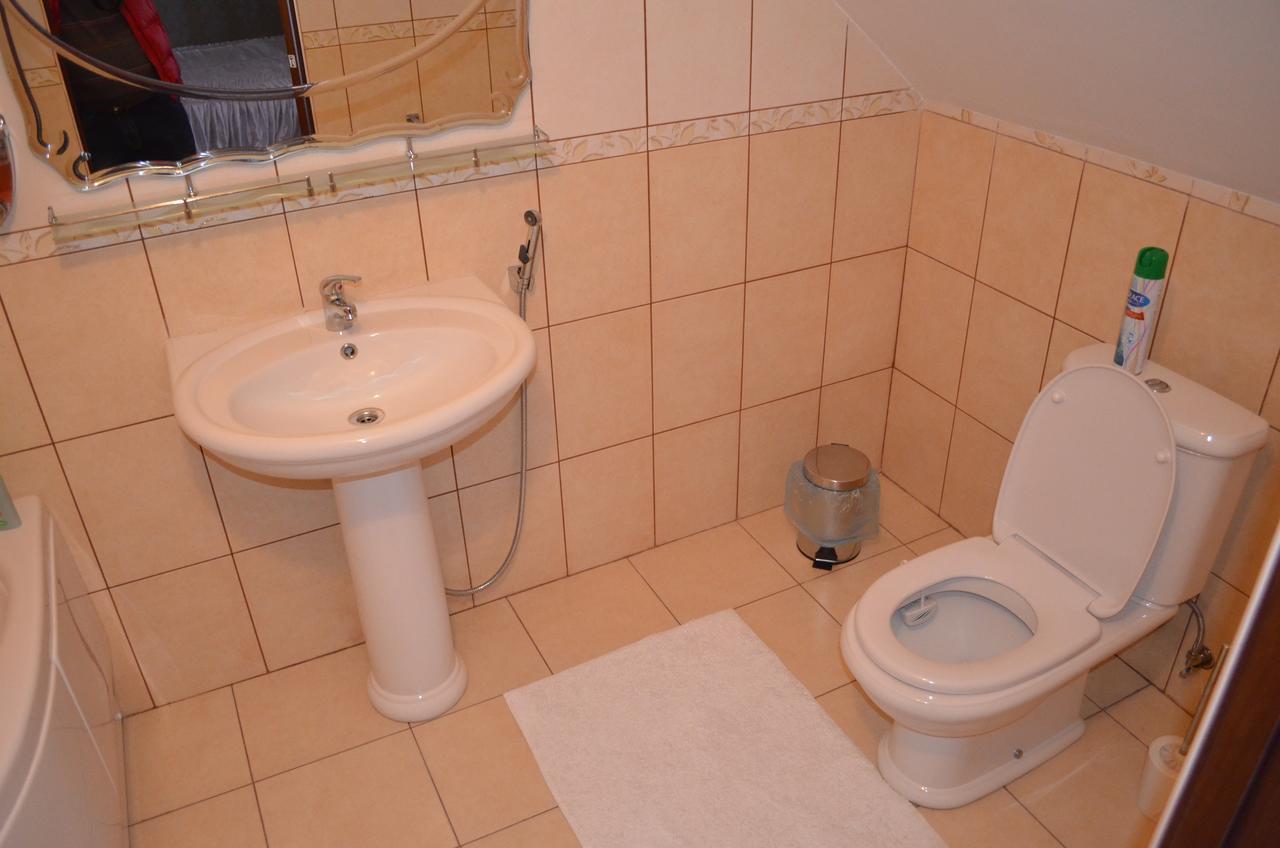 Hotel Fiyesta Starokostyantyniv Dış mekan fotoğraf
